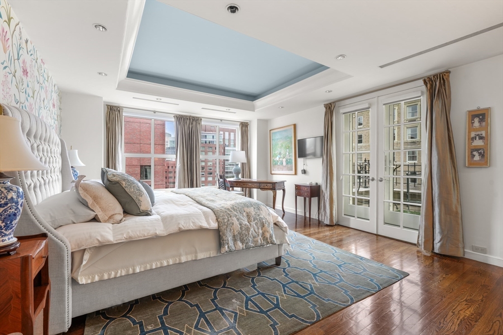 300 Boylston Street # 1206