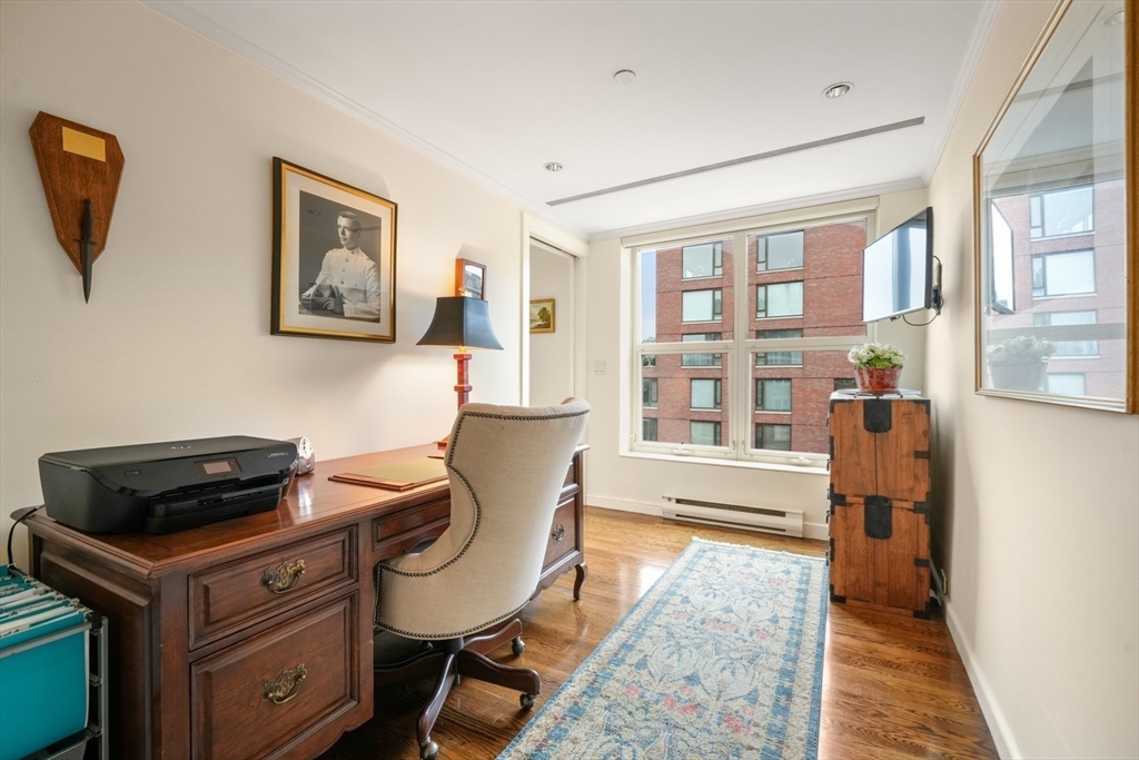 300 Boylston Street # 1206