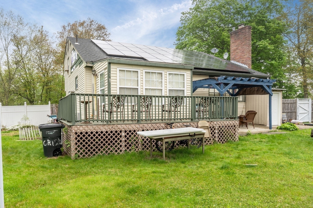 114 Crickett Rd