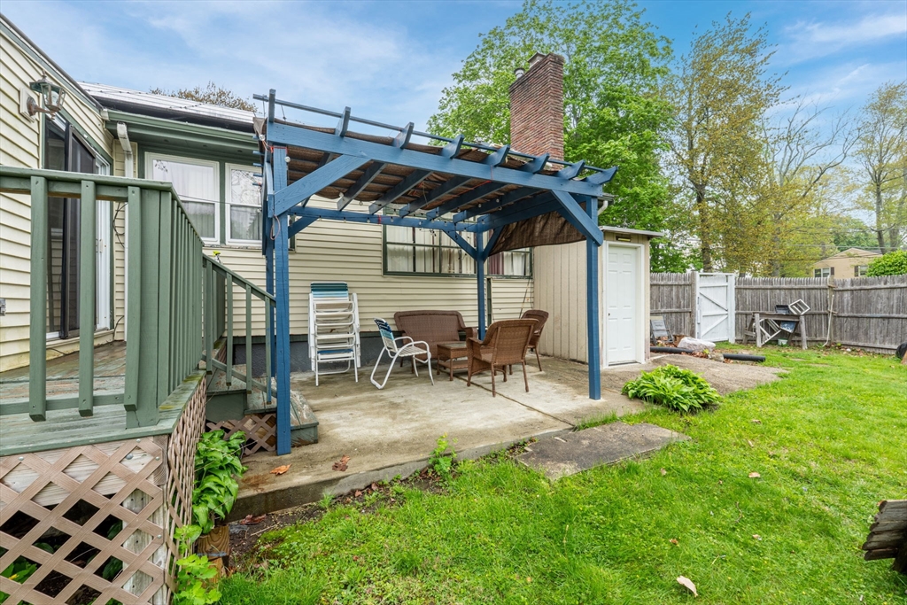 114 Crickett Rd