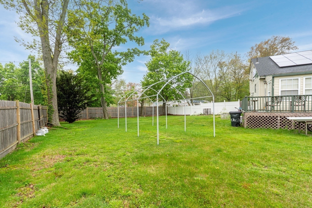 114 Crickett Rd