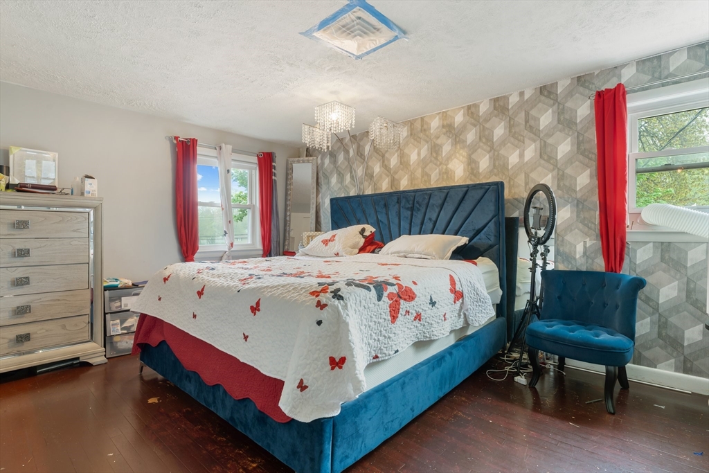 114 Crickett Rd