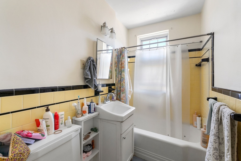 1716 Cambridge Street Unit: 31