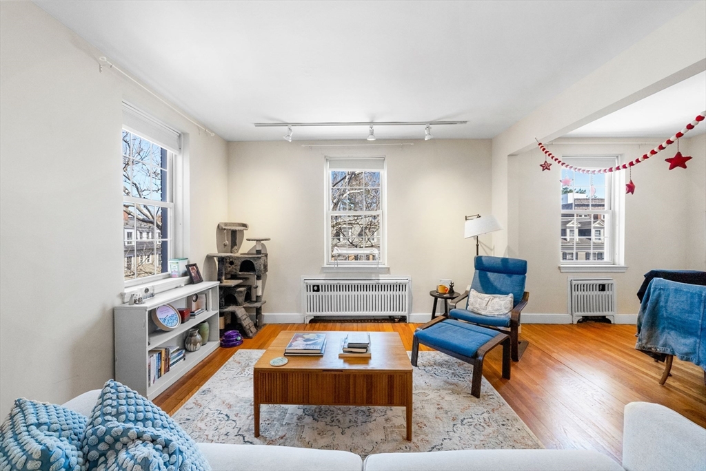 1716 Cambridge Street Unit: 31