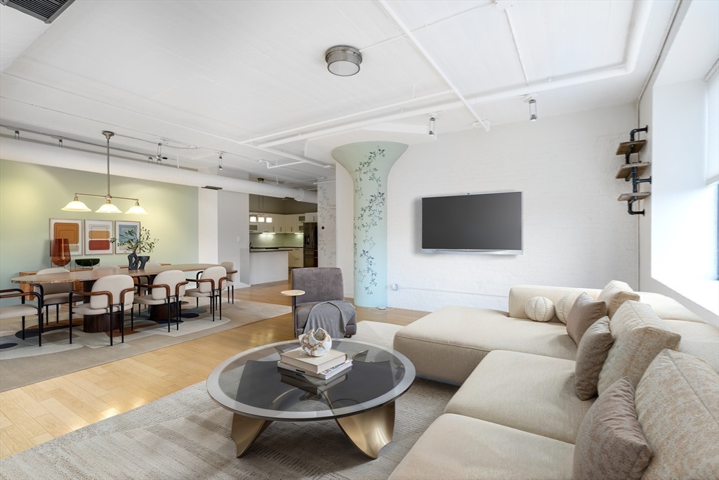 210 South Street # 605