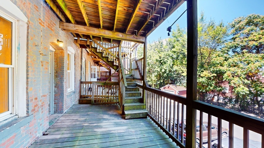 79 Brighton Ave # 2