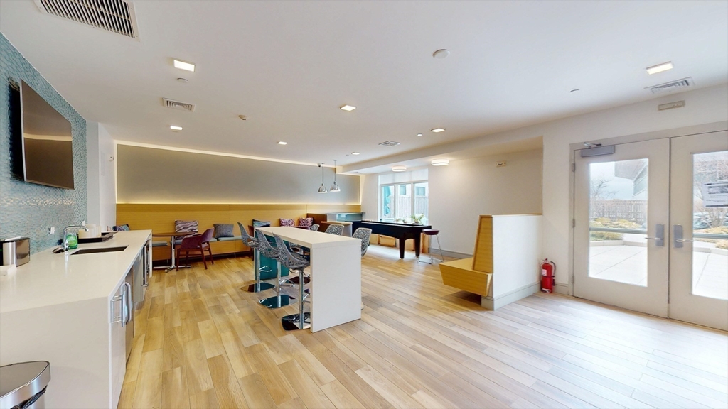 180 Telford Street # 9 Unit: 5-9