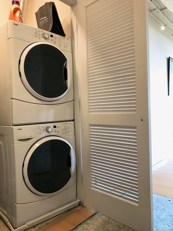 210 South Street # 4 Unit: 10-4