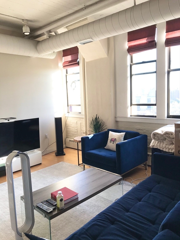 210 South Street # 4 Unit: 10-4