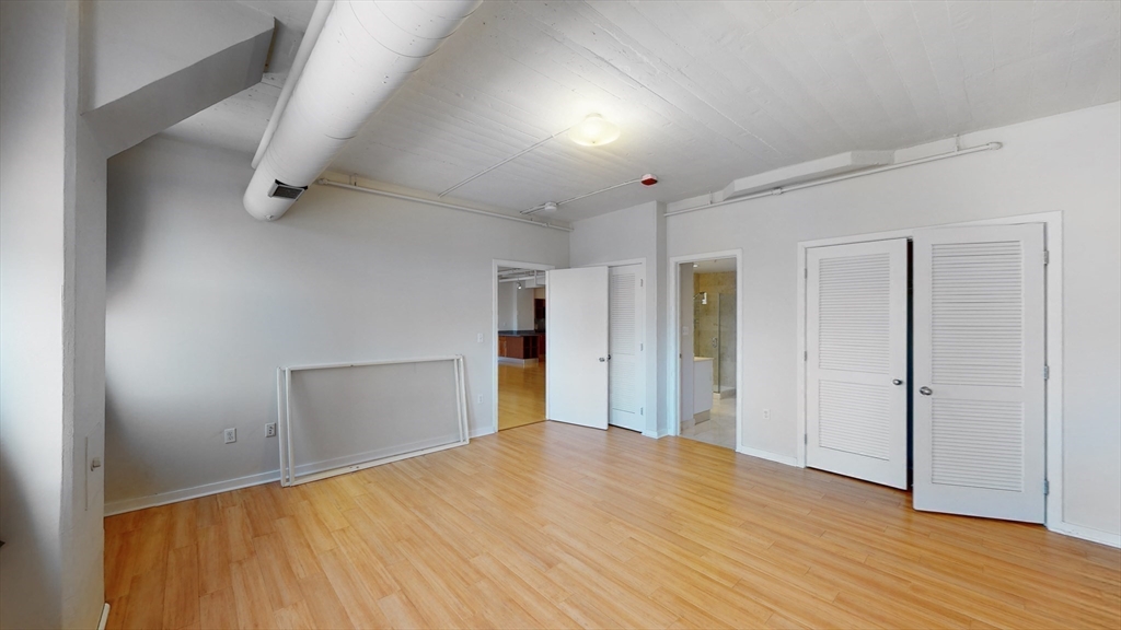 210 South Street # 4 Unit: 10-4