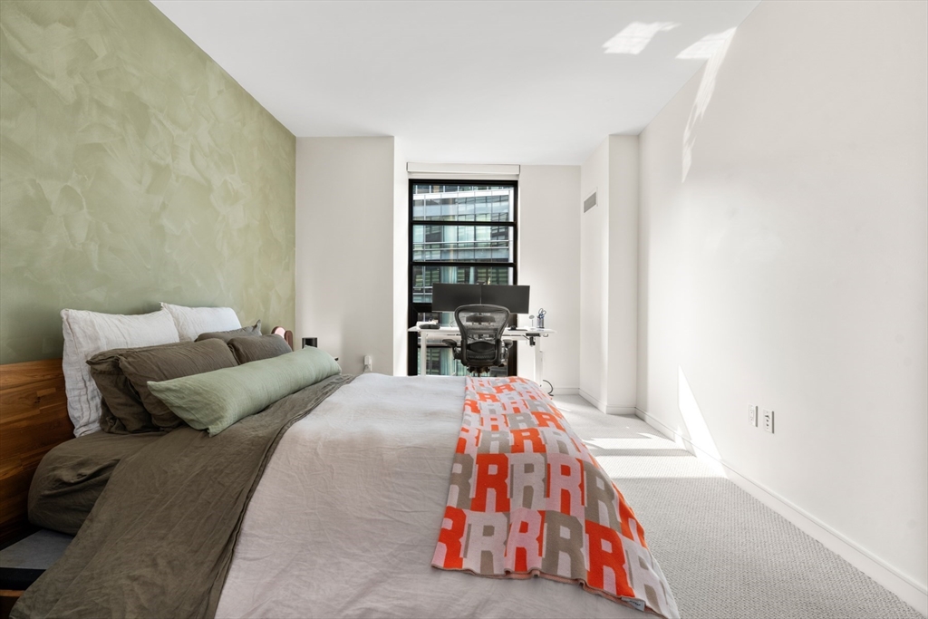 580 Washington # 611