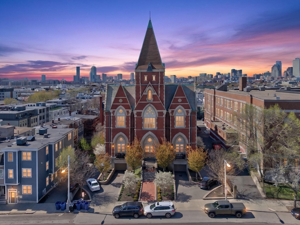 225 Dorchester St # 15