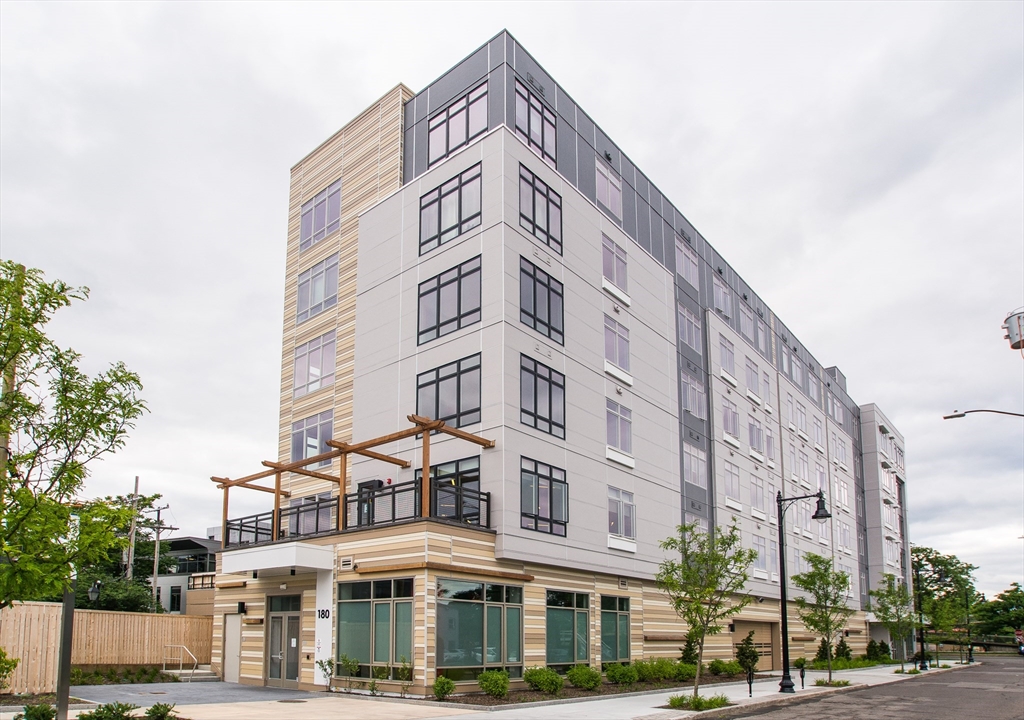 180 Telford Street # 509