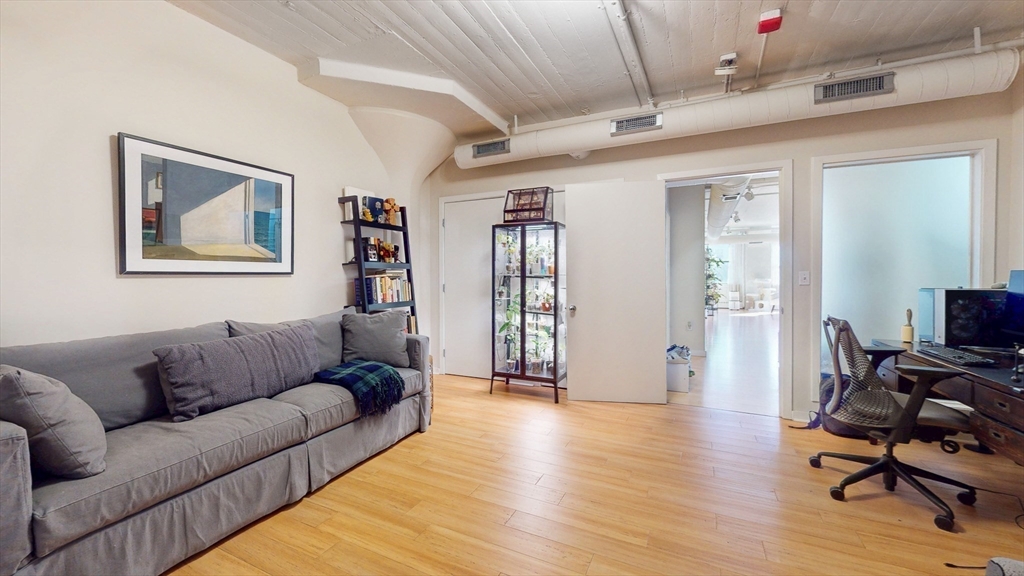 210 South Street # 4 Unit: 3-4