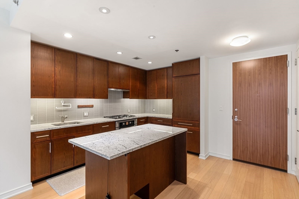 580 Washington St # 5E