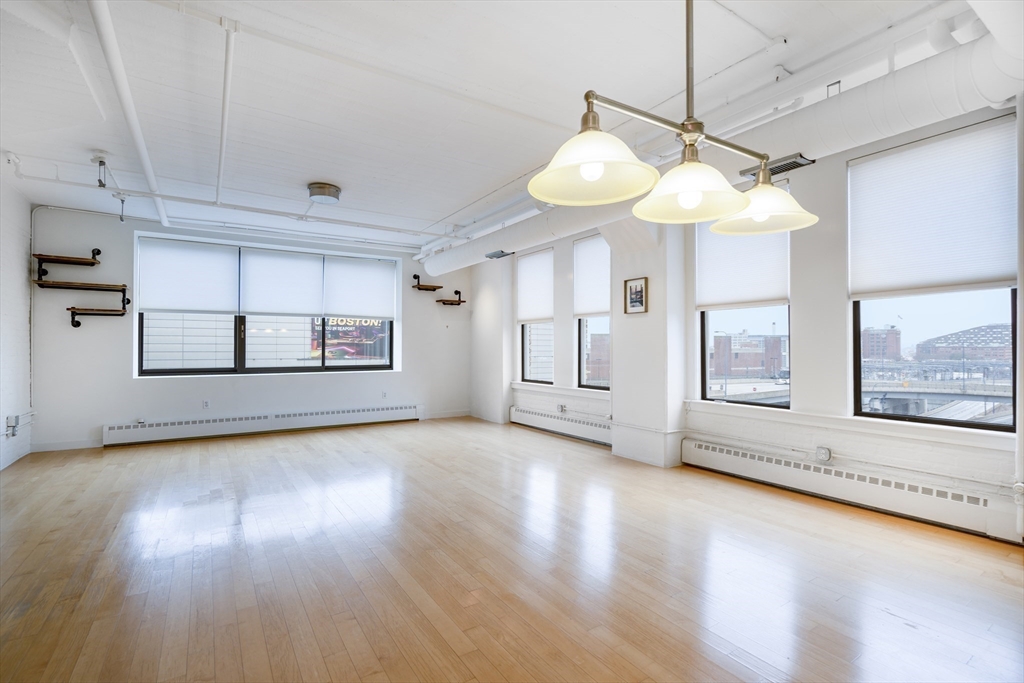 210 South Street # 5 Unit: 6-5