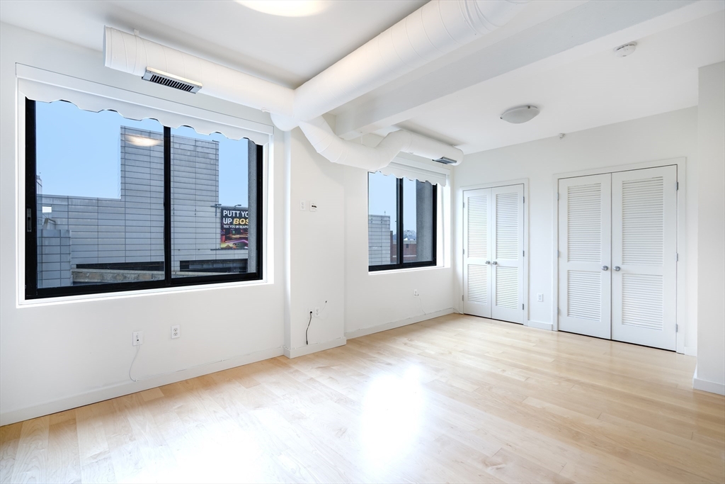 210 South Street # 5 Unit: 6-5
