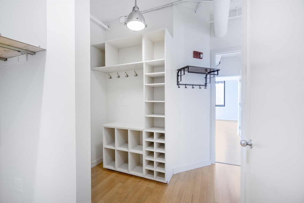 210 South Street # 5 Unit: 6-5