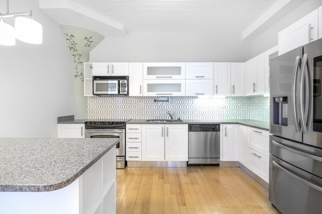 210 South Street # 5 Unit: 6-5