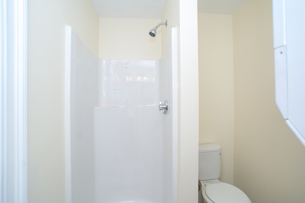 79 Brighton Ave # 2