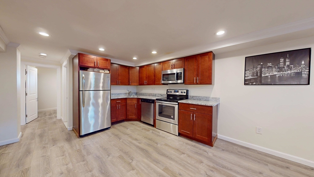 79 Brighton Ave # 1