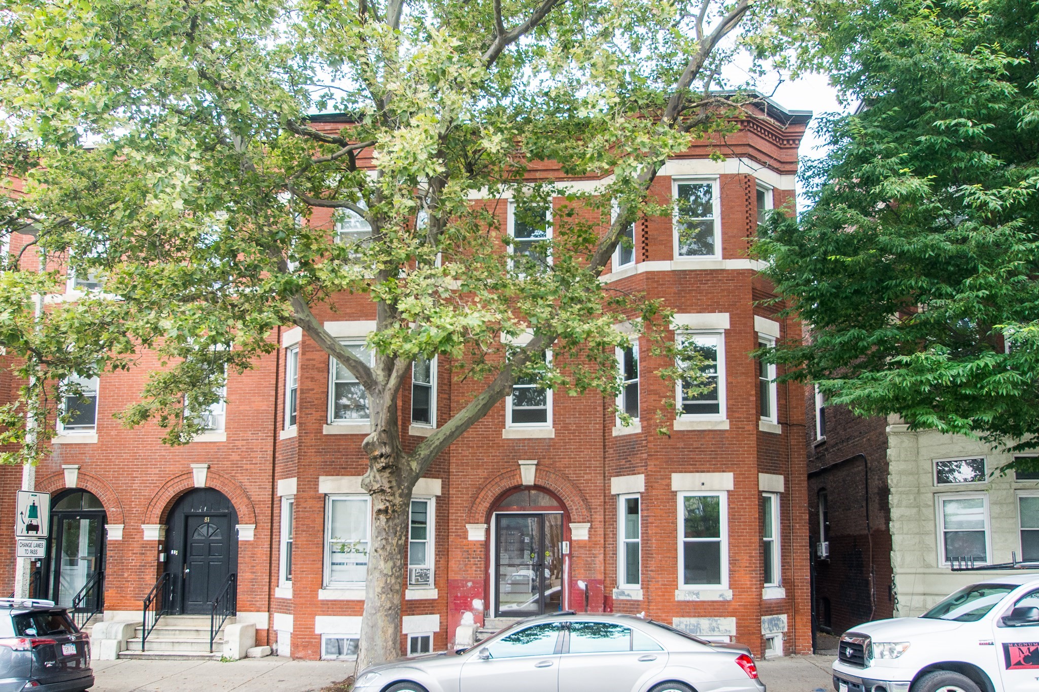 79 Brighton Ave # 1