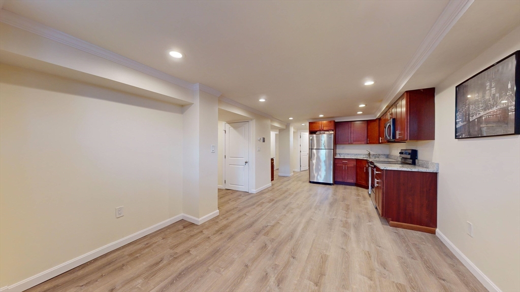 79 Brighton Ave # 1