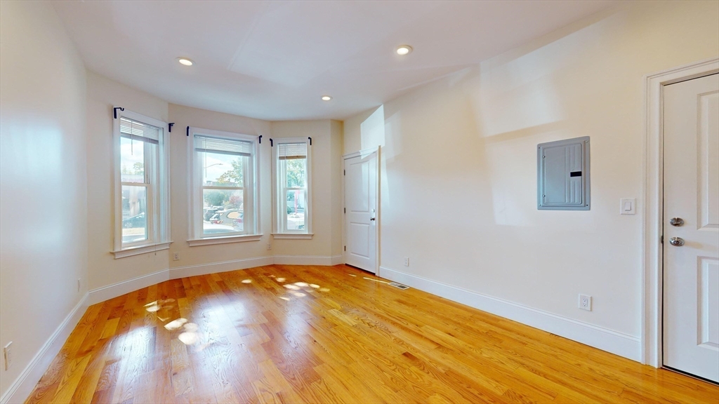 79 Brighton Ave # 1