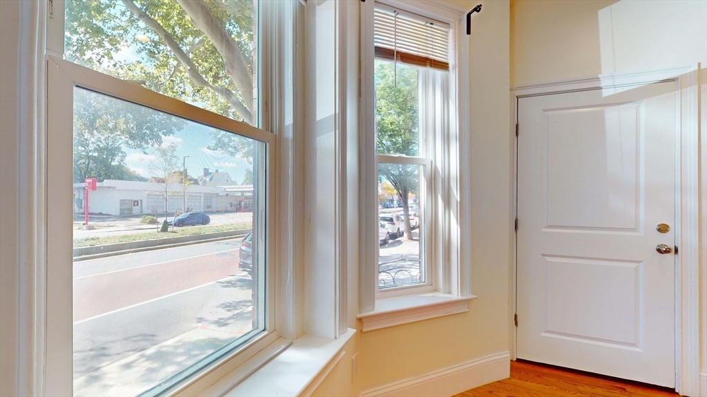 79 Brighton Ave # 1