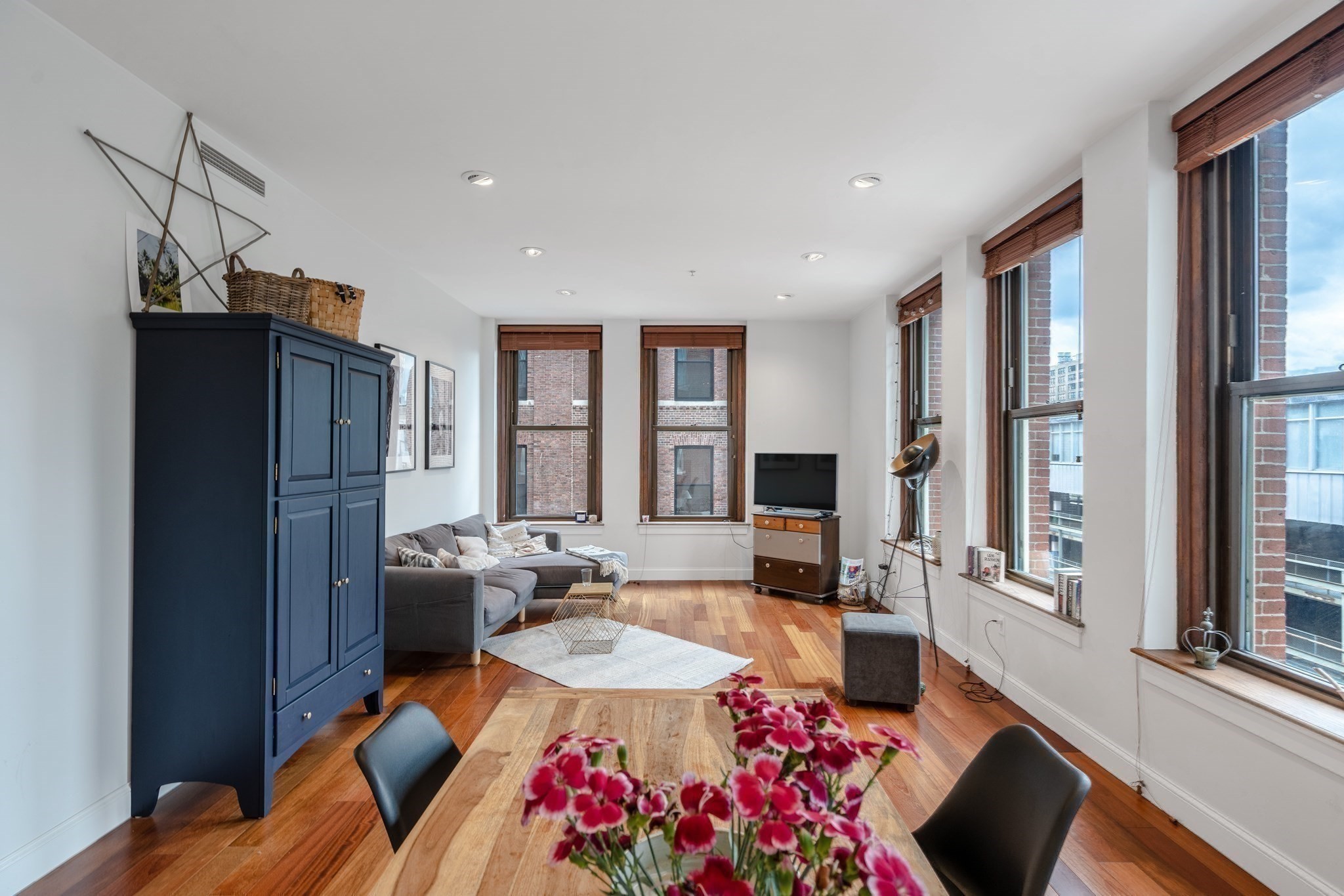 70 Lincoln Street # 418