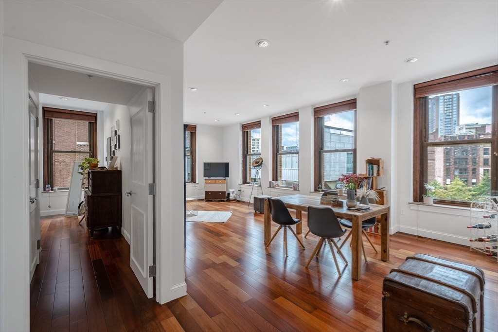 70 Lincoln Street # 418