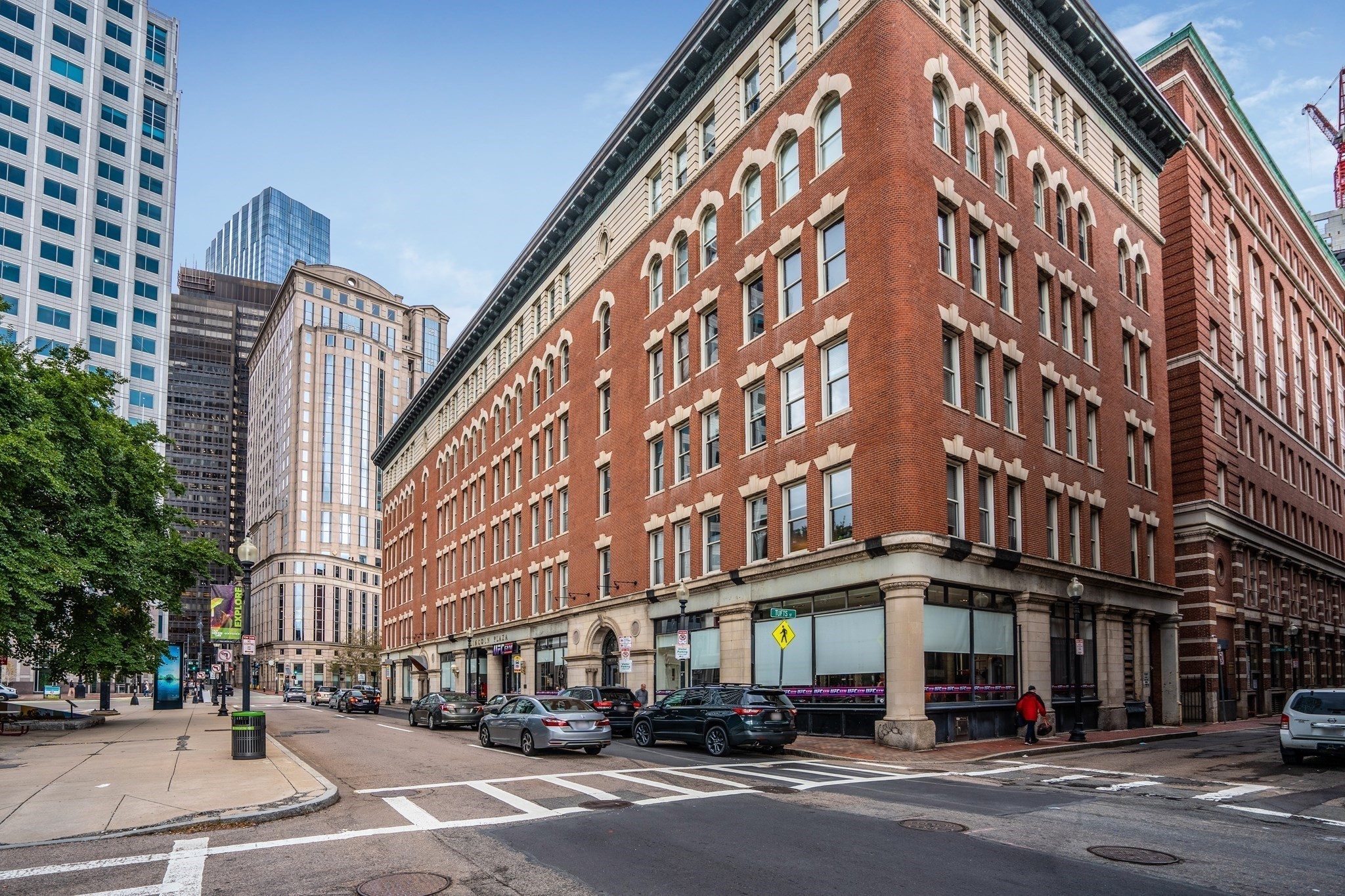 70 Lincoln Street # 418