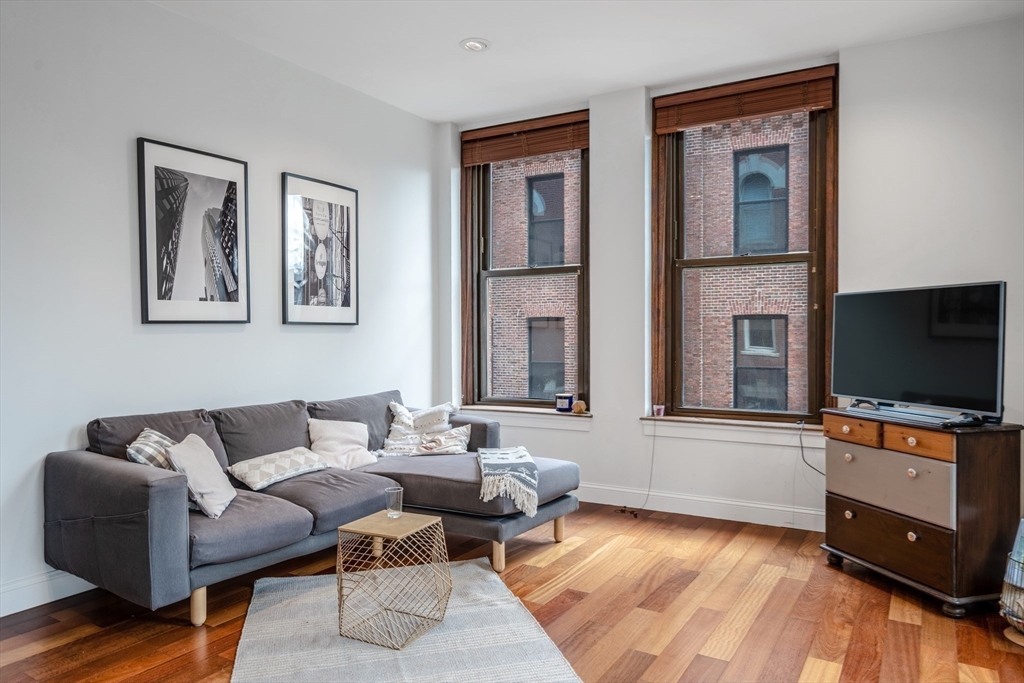 70 Lincoln Street # 418