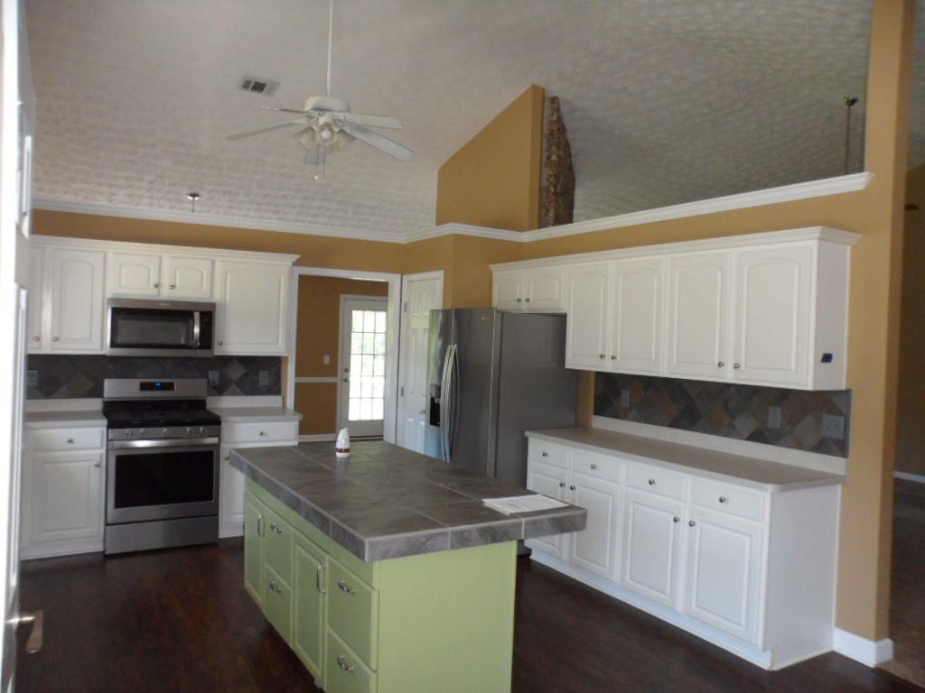 1427 Shiloh Oak Drive