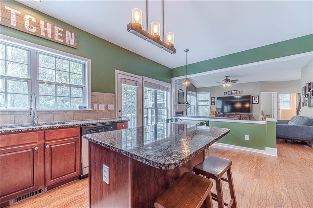 653 PRADA Court