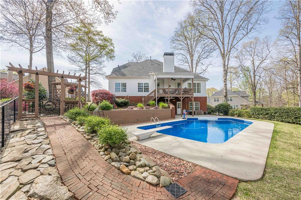 2121 Rock Court