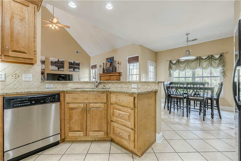2121 Rock Court