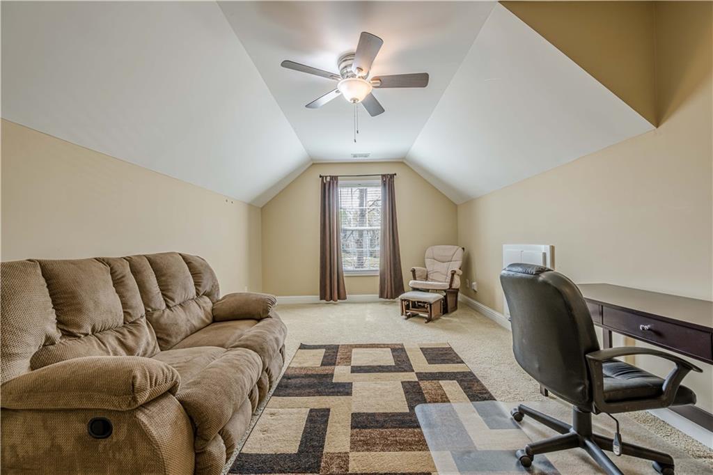 2121 Rock Court