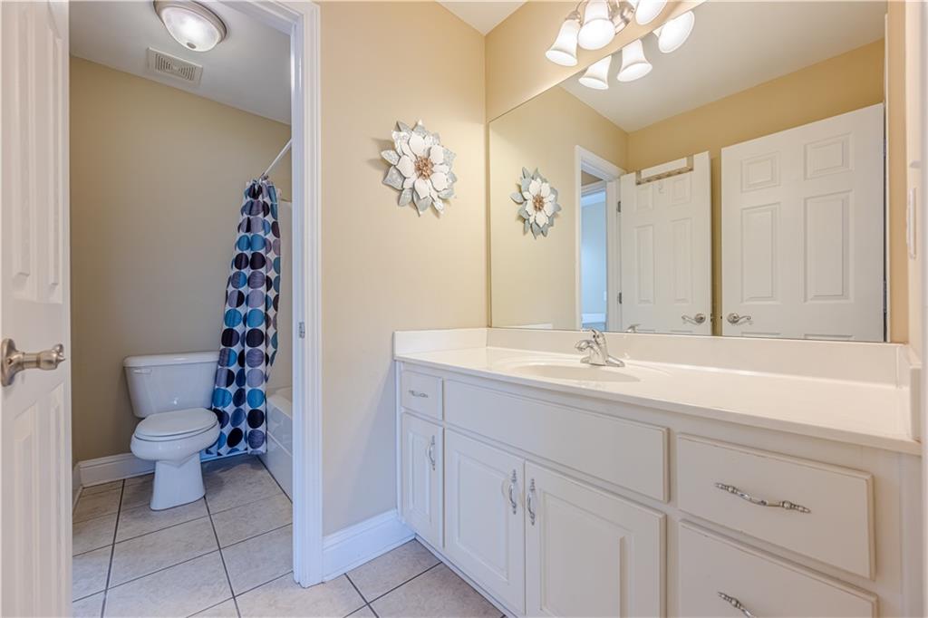 2121 Rock Court