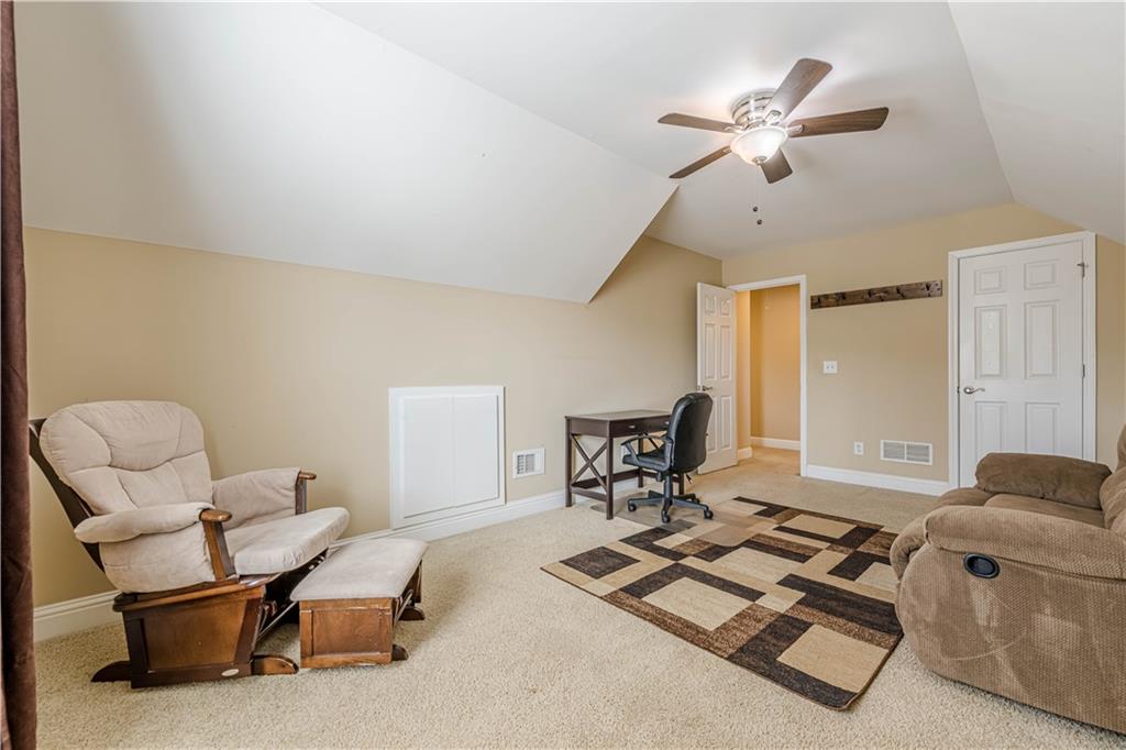 2121 Rock Court