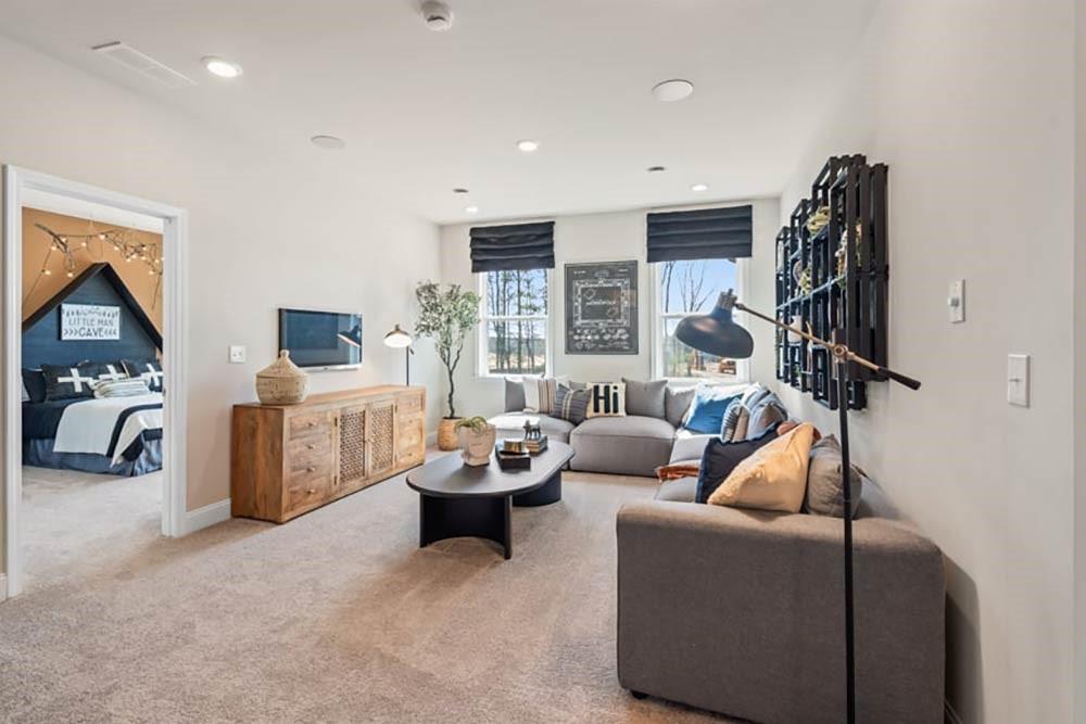 444 Kennington Walk