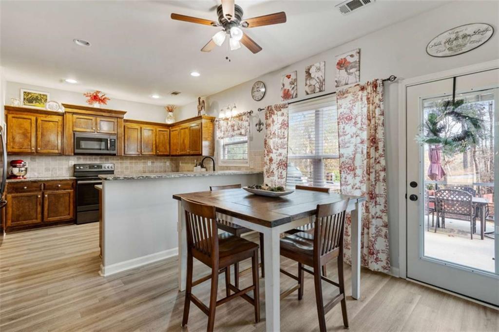 3677 Vine Springs Trace