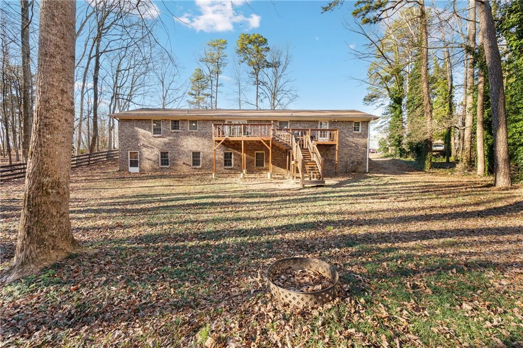 2446 Thrasher Road