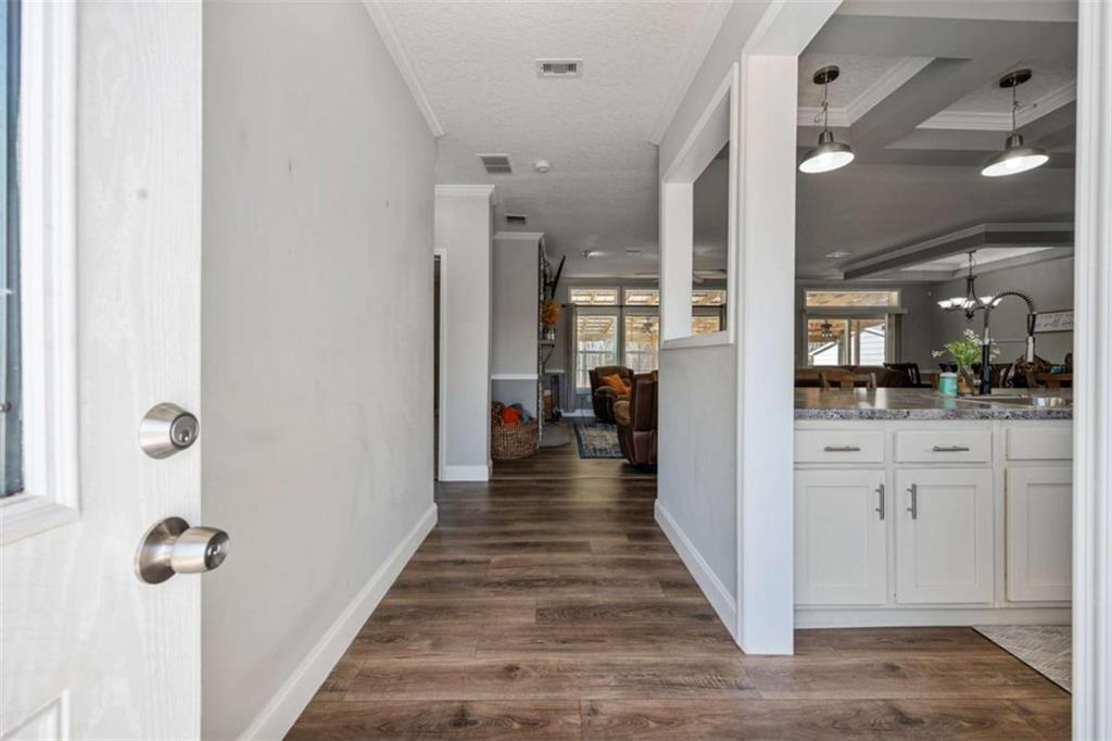 869 Simmons Road