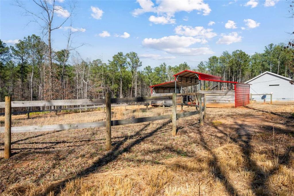 869 Simmons Road