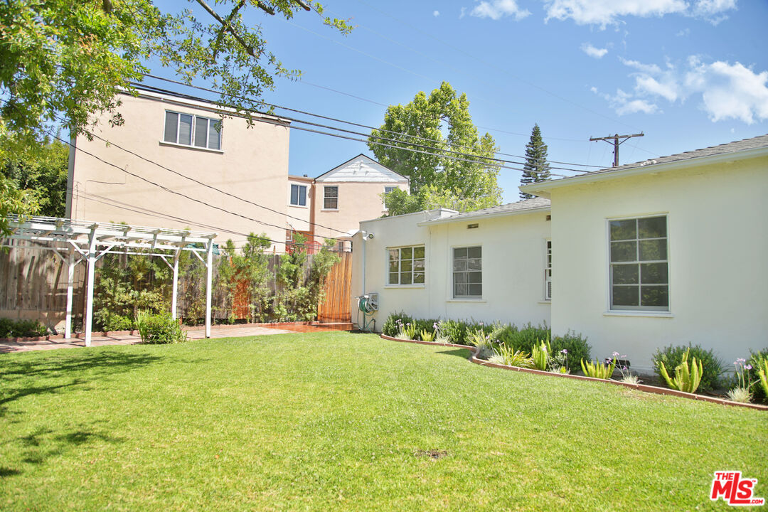 2963 Queensbury Dr
