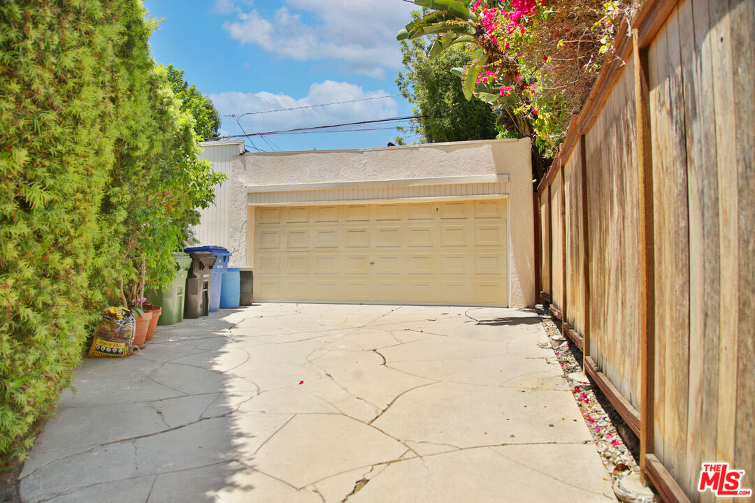 2941 Motor Ave
