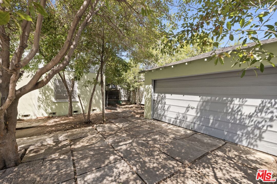 10537 Northvale Rd