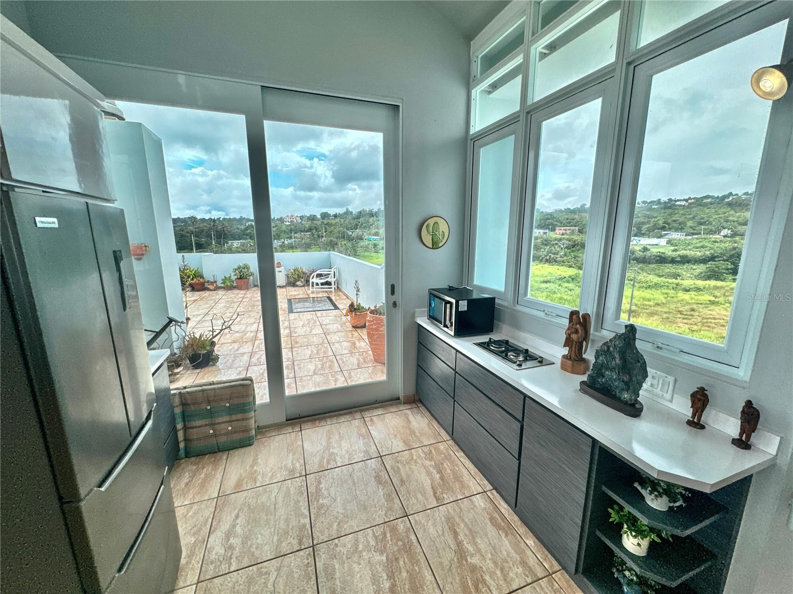 SAN JOSE ST. COND. PARAISO DEL ATLANTICO #APT. PH 7113