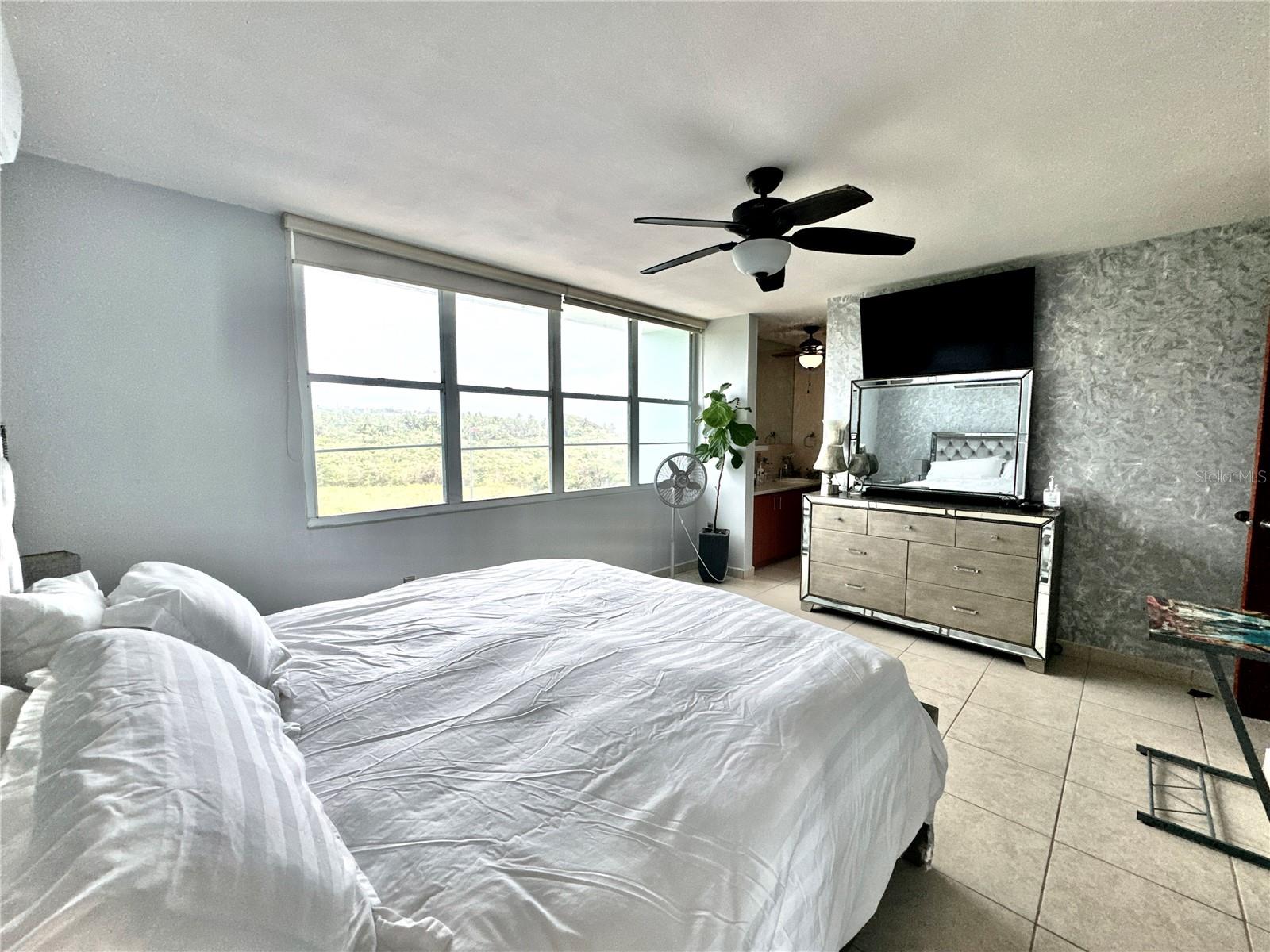 SAN JOSE ST. COND. PARAISO DEL ATLANTICO #APT. PH 7113